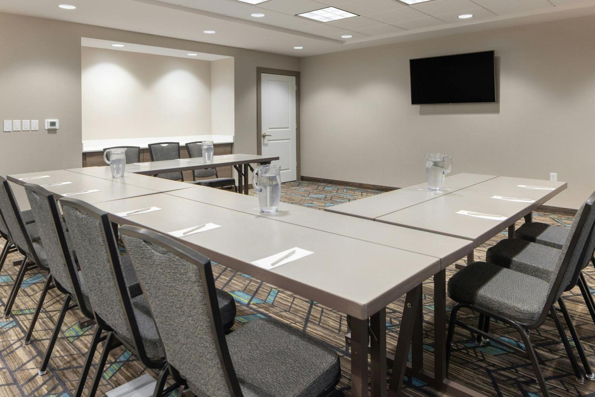 By Marriott Albany Hotel Clifton Park